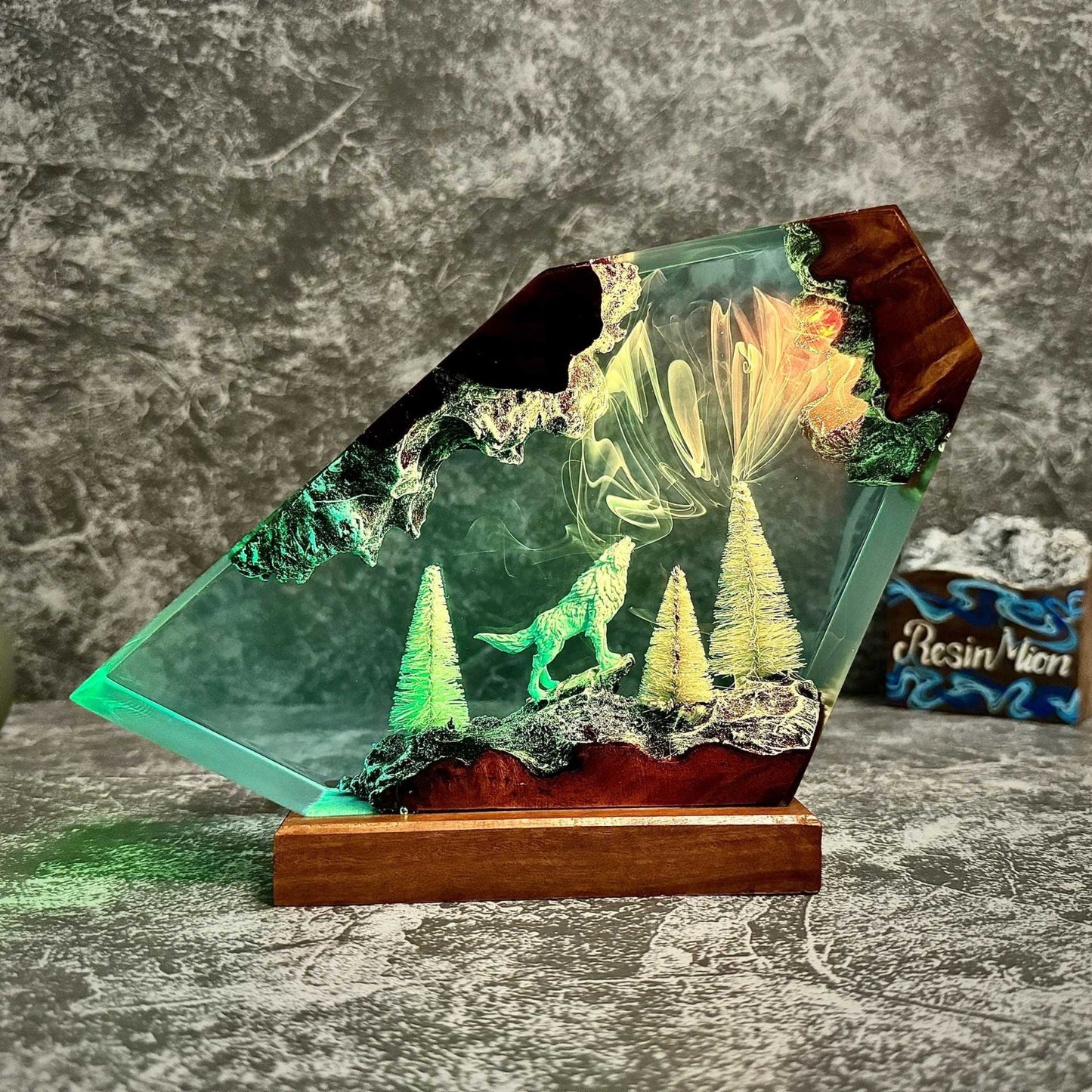 Forest Spirit wolf resin lamp